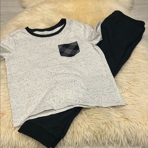 Andy & Evan Speckled Gray Sweatpants & T-Shirt Set with Black Accents